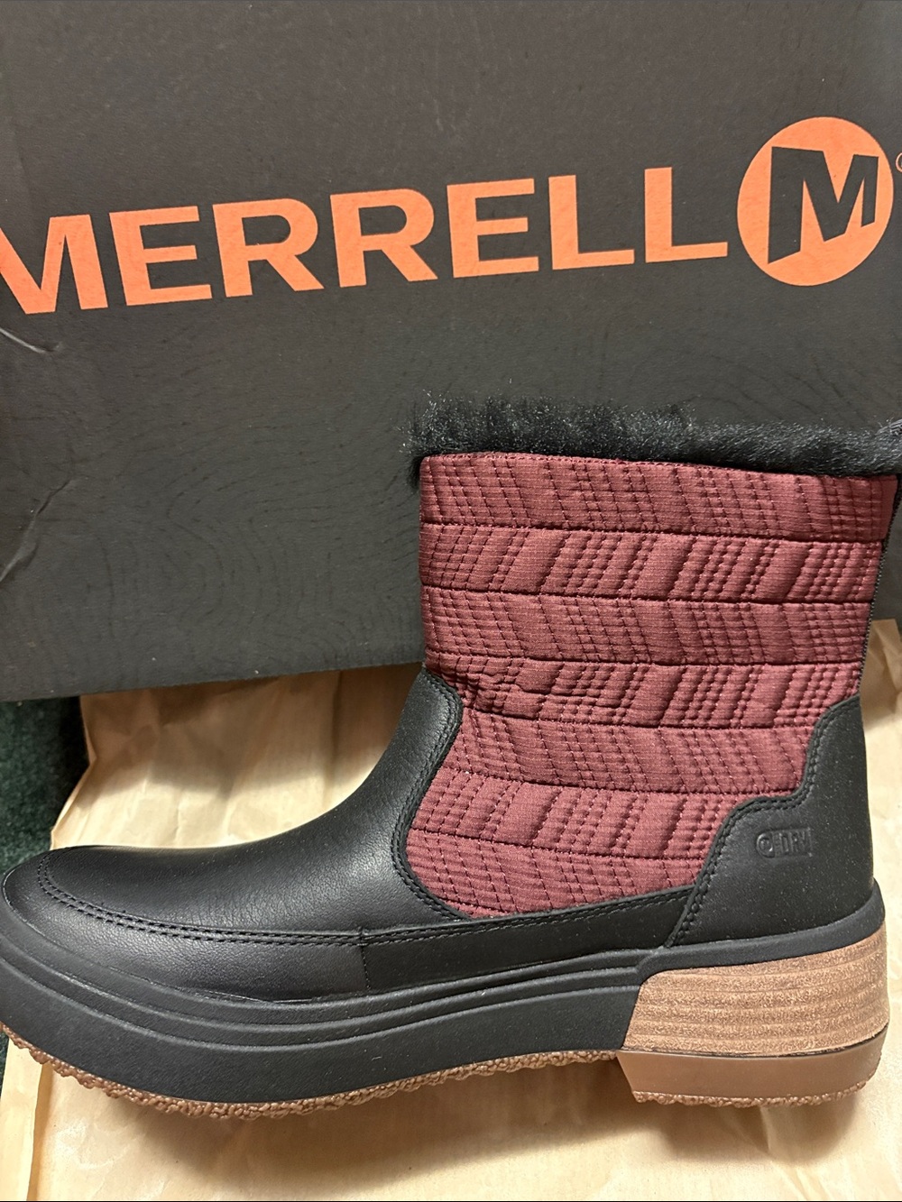 New Merrell  waterproof boots women’s